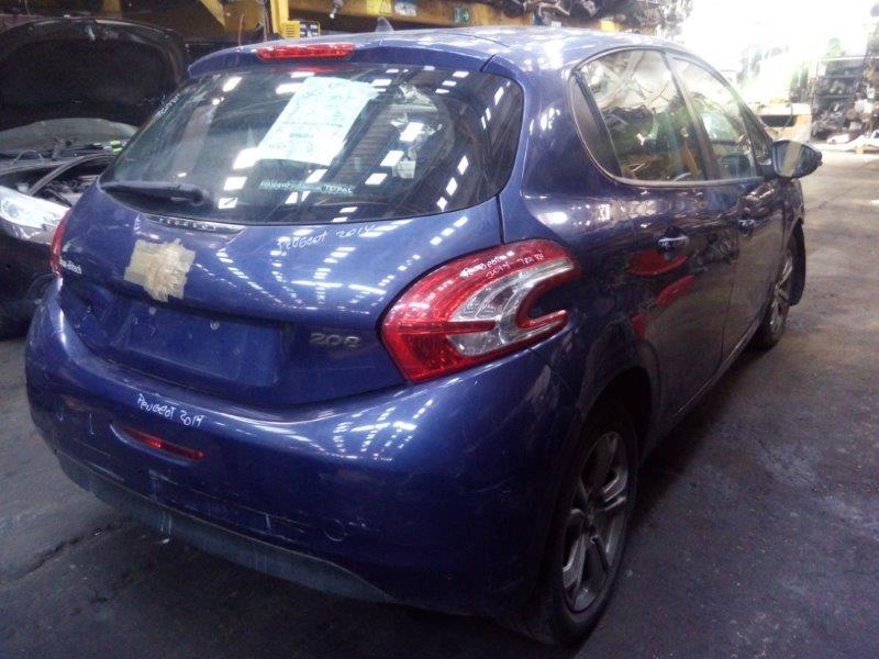 EJE Peugeot 208 2014  USADO EN DESARME